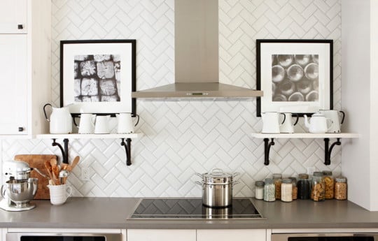 herringbone kitchen tile backsplash