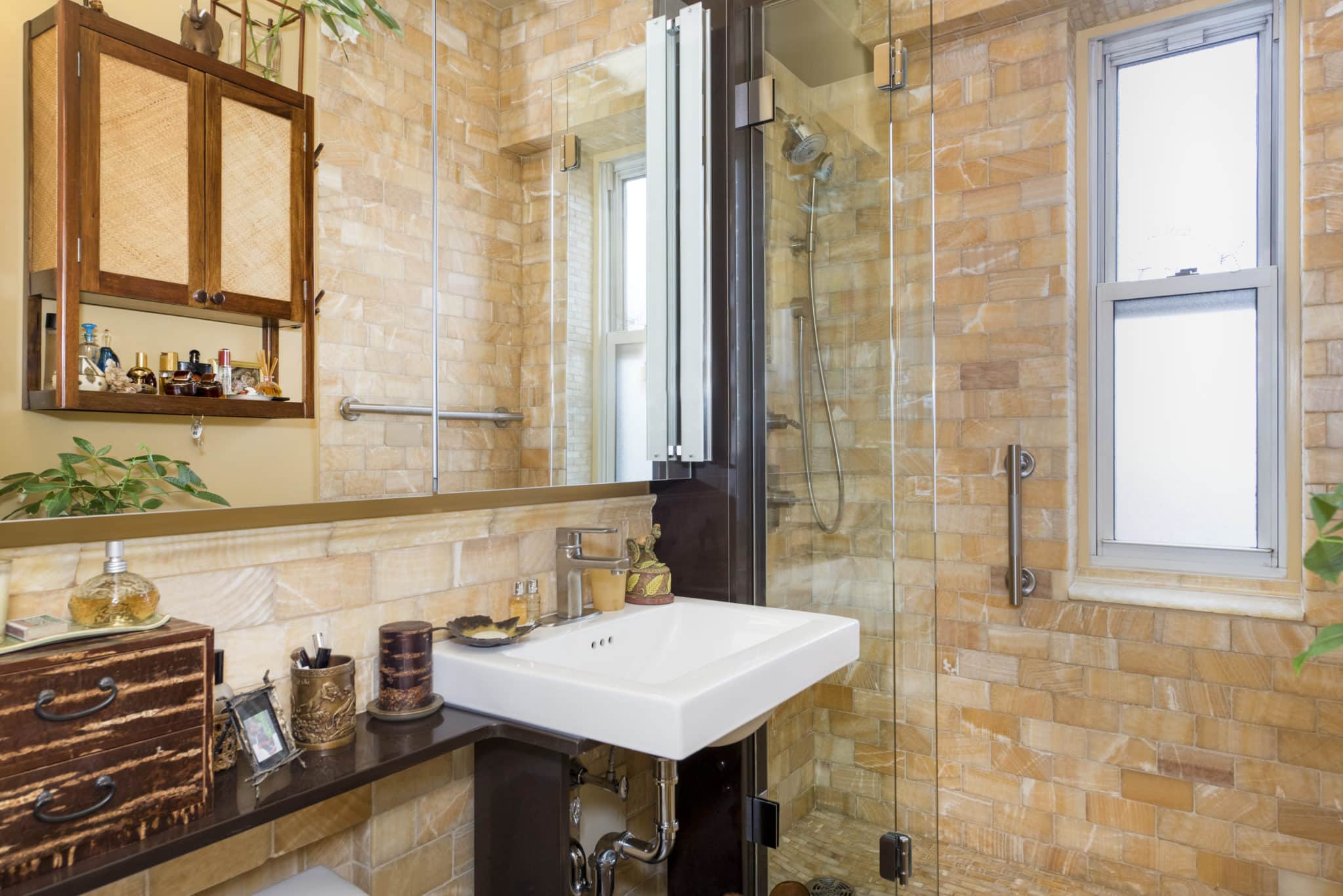 Six Hot Trends in Bathroom Vanities
