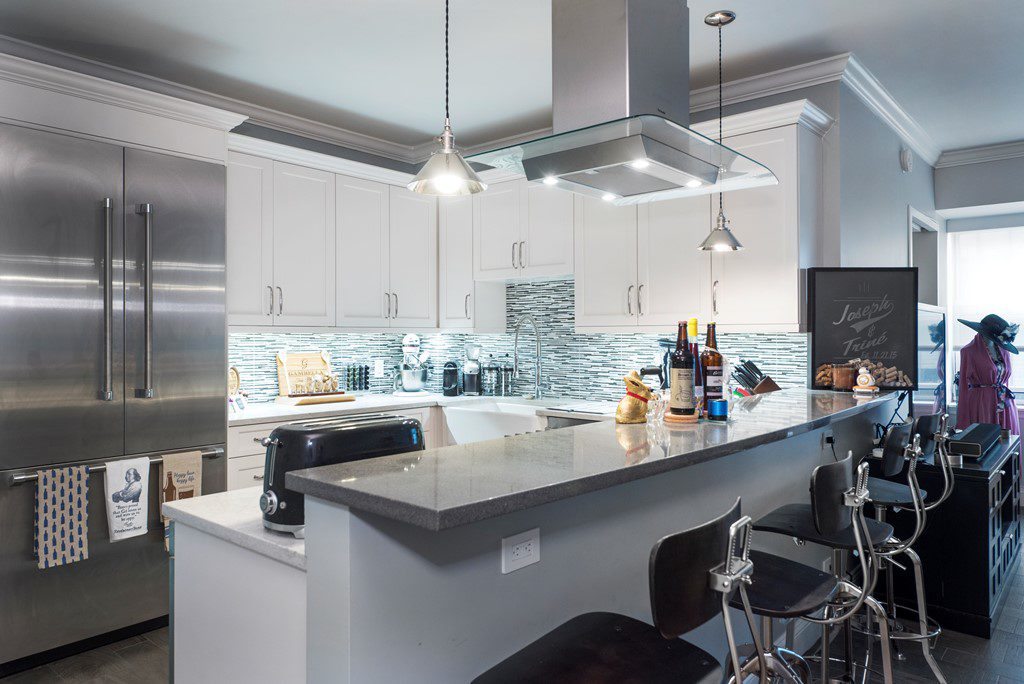 5

Examples to Inspire Your NYC Small Kitchen 