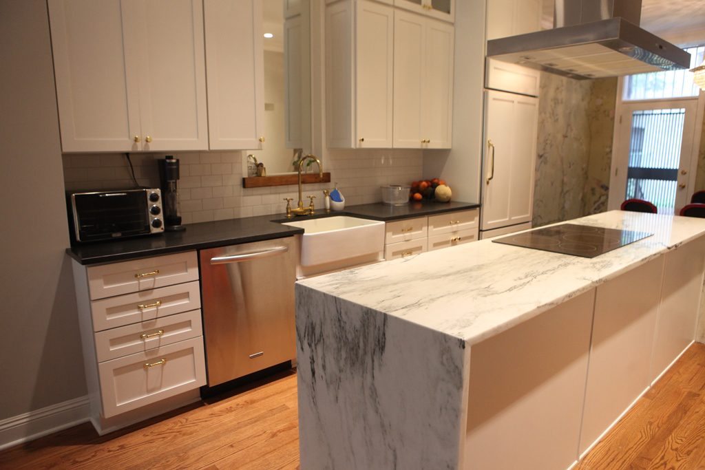 5 Examples to Inspire Your NYC Small Kitchen 