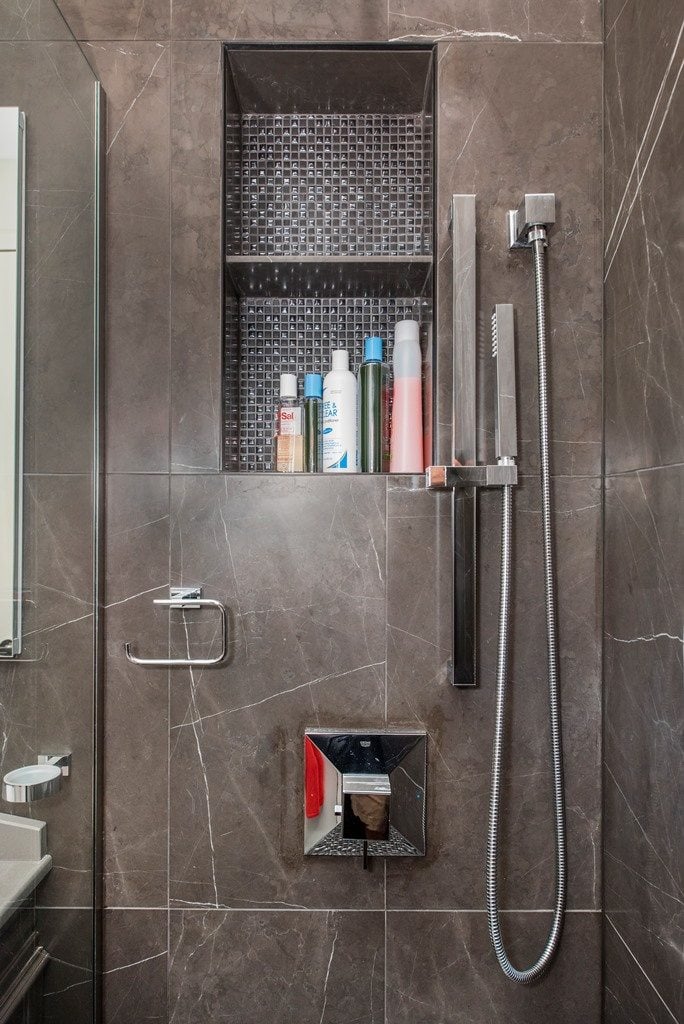 bathroom with metal tiles