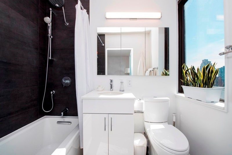 Toilet Features to Consider For Your NYC Bathroom