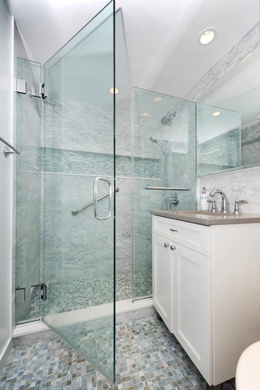 bathroom with mosaic floor