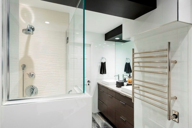 Examples to Inspire Your Tub to Shower Conversion