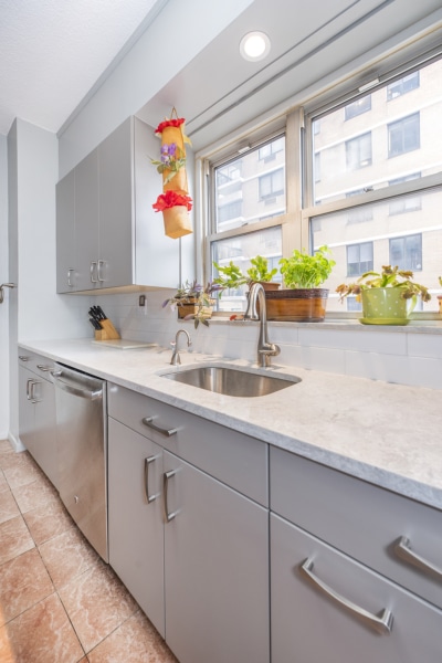 light grey kitchen