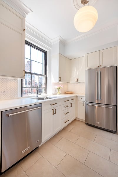 kitchen in nude tones