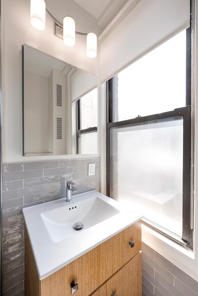 Master Bath Goes From Blah to Ahhh