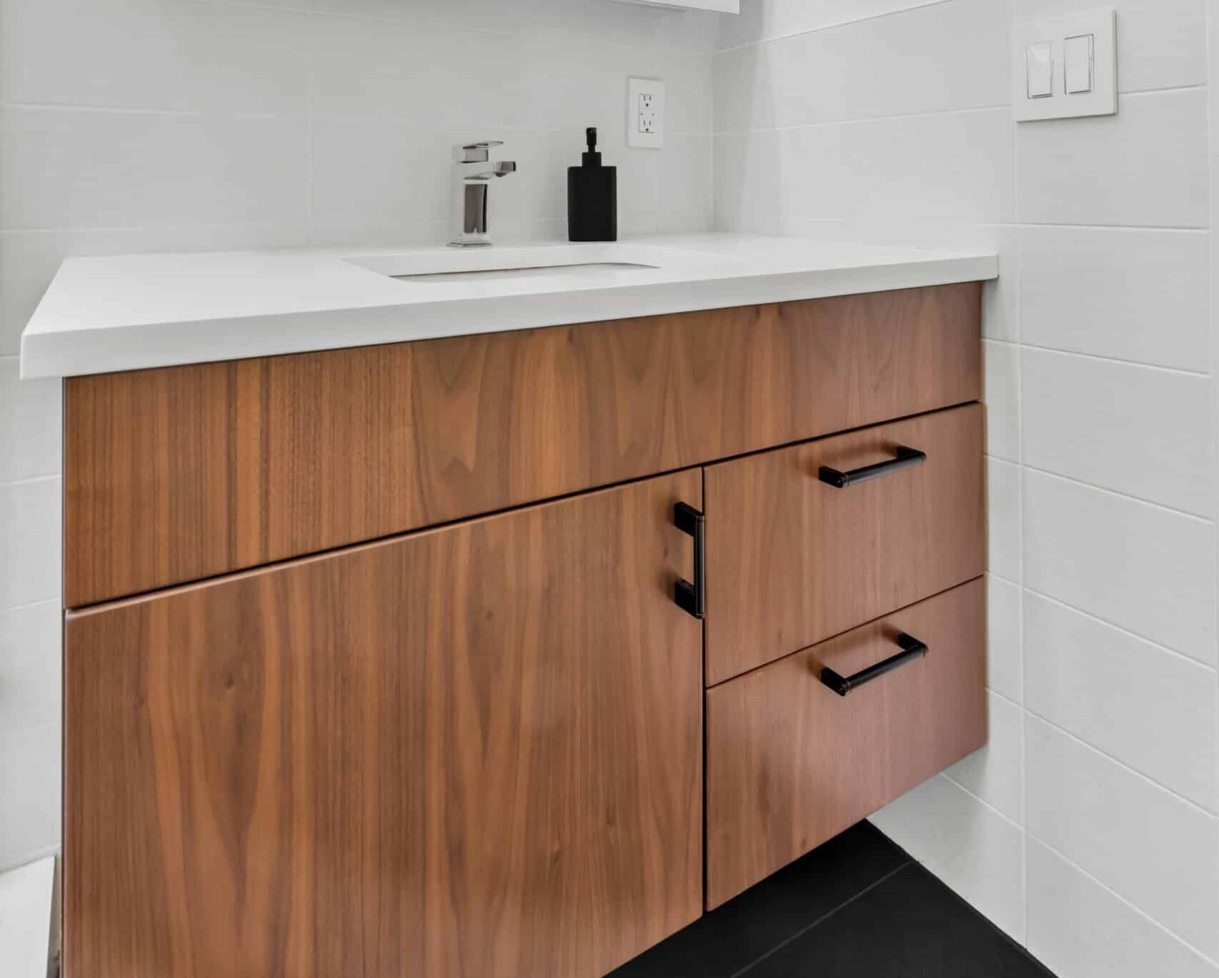 bathroom mirror cabinet