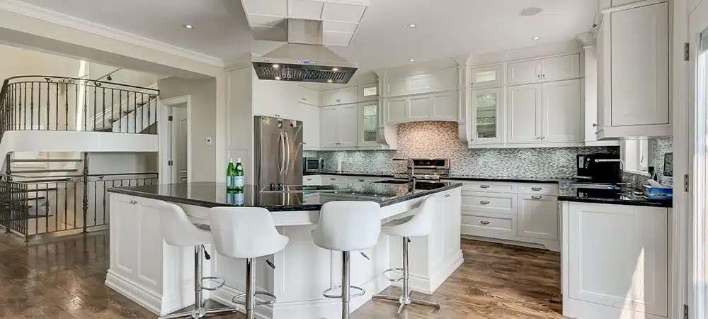 Explore stunning photos of a renovated luxury kitchen and dining room. Modern, trendy, exclusive, and amazing design await.